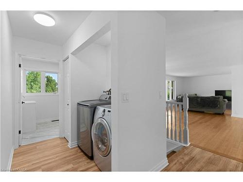 523 County Road 2 E, Gananoque, ON - Indoor Photo Showing Laundry Room