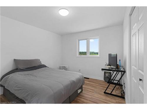 523 County Road 2 E, Gananoque, ON - Indoor Photo Showing Bedroom