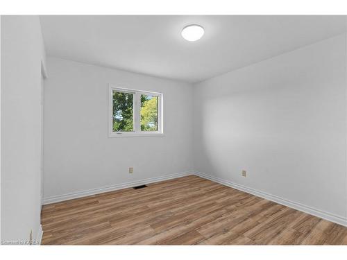 523 County Road 2 E, Gananoque, ON - Indoor Photo Showing Other Room