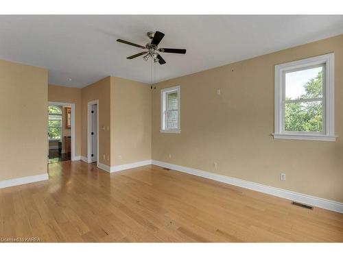 1815 Foxdale Place, Glenburnie, ON - Indoor Photo Showing Other Room