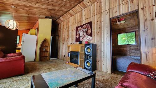 366A Hickey Lane, Tichborne, ON - Indoor Photo Showing Other Room