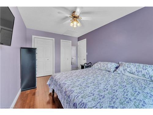 591 Tanner Drive, Kingston, ON - Indoor Photo Showing Bedroom