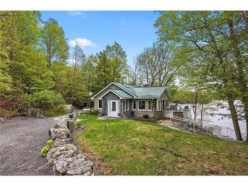 8126 Perth Road, Perth Road Village, ON - Outdoor With Deck Patio Veranda