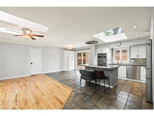 420 Bernice Drive, Kingston, ON - Indoor Photo Showing Kitchen