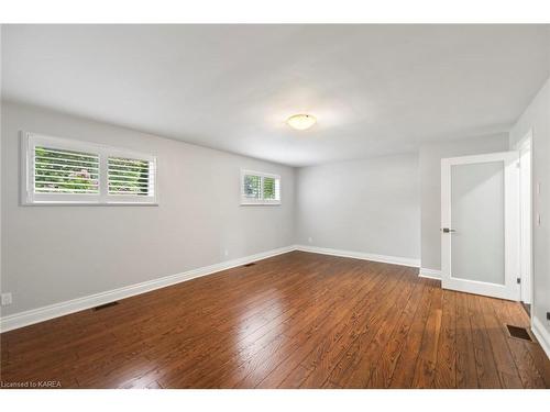 420 Bernice Drive, Kingston, ON - Indoor Photo Showing Other Room