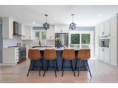 2135 Arne Crescent, Kingston, ON - Indoor Photo Showing Kitchen With Upgraded Kitchen