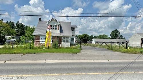 301 Dundas Street, Napanee, ON 