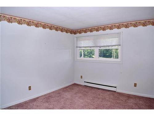 124 County Rd 8, Greater Napanee, ON - Indoor Photo Showing Other Room