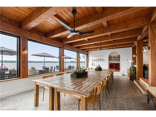 89 Waldo'S Way Lane, Wolfe Island, ON - Indoor Photo Showing Dining Room