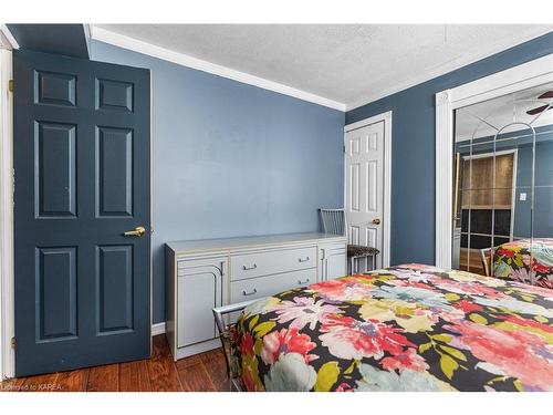 46 Wycliffe Crescent, Kingston, ON - Indoor Photo Showing Bedroom