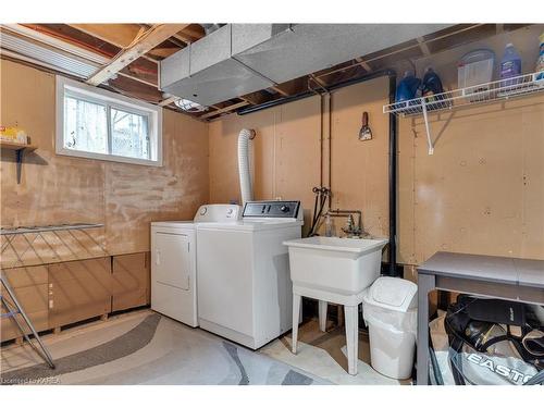 935 Clearfield Crescent, Kingston, ON - Indoor Photo Showing Laundry Room