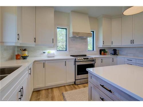 174 Conner Drive, Gananoque, ON - Indoor Photo Showing Kitchen With Double Sink