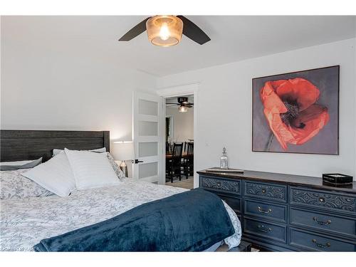 4422 Highway 15, Kingston, ON - Indoor Photo Showing Bedroom