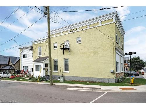 70 Dundas Street W, Napanee, ON 