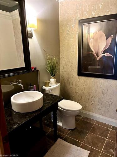 973 Auden Park Drive, Kingston, ON - Indoor Photo Showing Bathroom