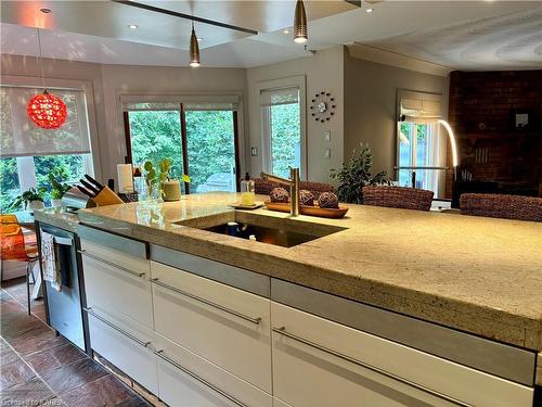 973 Auden Park Drive, Kingston, ON - Indoor Photo Showing Kitchen