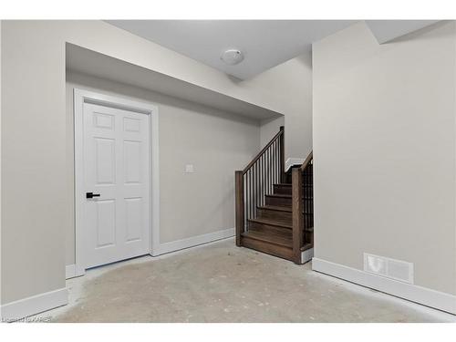 1601 Willow Court, Kingston, ON - Indoor Photo Showing Other Room