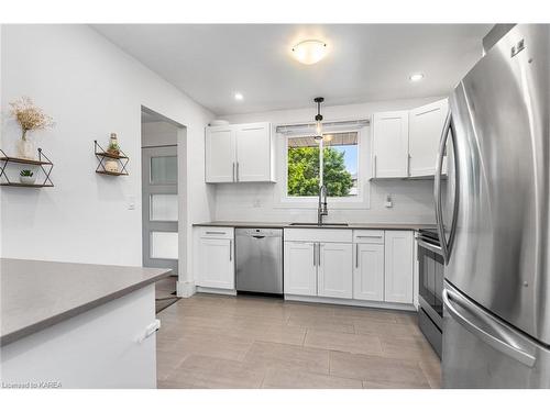 768 Cataraqui Woods Drive, Kingston, ON - Indoor Photo Showing Kitchen With Stainless Steel Kitchen With Upgraded Kitchen