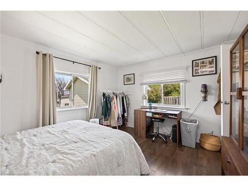 21 Hermes Drive, Kingston, ON - Indoor Photo Showing Bedroom