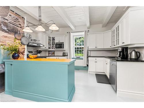 2750 Front Road, Stella, ON - Indoor Photo Showing Kitchen