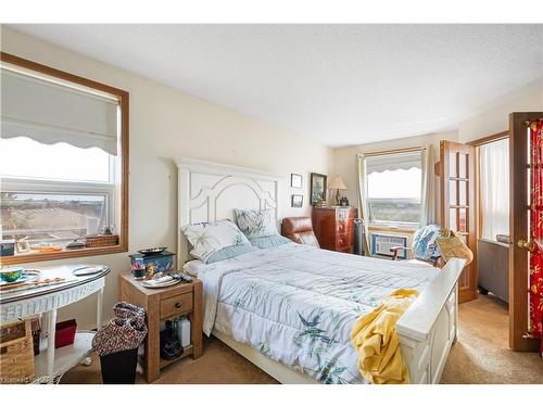 601-675 Davis Drive, Kingston, ON - Indoor Photo Showing Bedroom