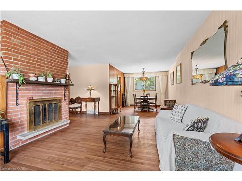 715 High Gate Park Drive, Kingston, ON - Indoor Photo Showing Living Room With Fireplace