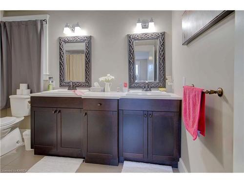 64 Tessa Boulevard, Belleville, ON - Indoor Photo Showing Bathroom