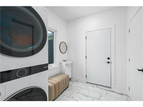 2211 Cole Hill Road, Glenburnie, ON - Indoor Photo Showing Laundry Room