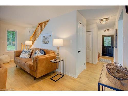 346 North Shore Road, Westport, ON - Indoor Photo Showing Living Room