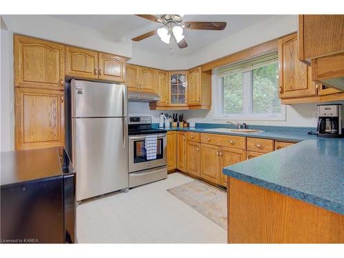 346 North Shore Road, Westport, ON - Indoor Photo Showing Kitchen