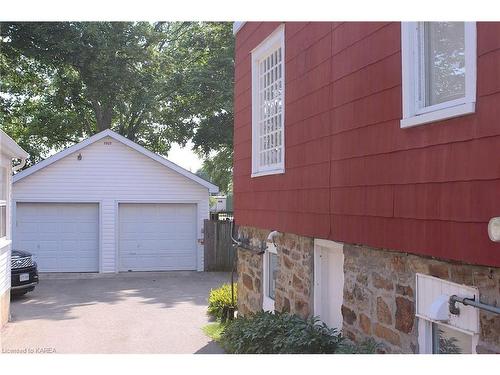 290 Stone Street S, Gananoque, ON - Outdoor With Exterior