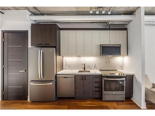 1705-150 Marketplace Avenue, Ottawa, ON - Indoor Photo Showing Kitchen With Upgraded Kitchen