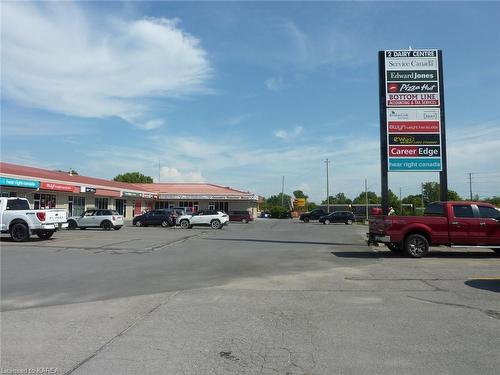 2 Dairy Avenue, Greater Napanee, ON 