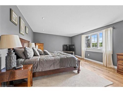 2112 Bur Brook Road, Kingston, ON - Indoor Photo Showing Bedroom