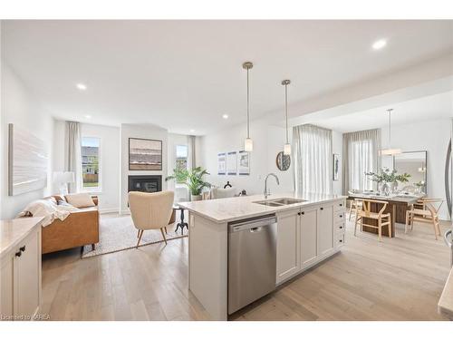 1399 Monarch Drive, Kingston, ON - Indoor Photo Showing Kitchen With Double Sink With Upgraded Kitchen