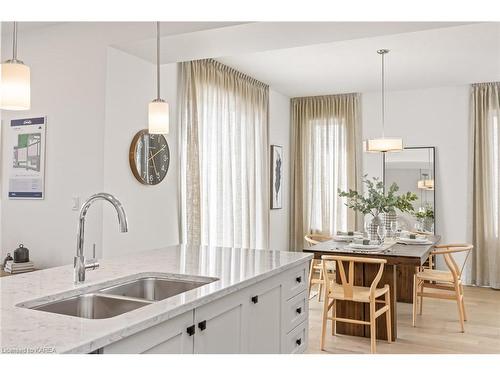 1399 Monarch Drive, Kingston, ON - Indoor Photo Showing Kitchen With Double Sink With Upgraded Kitchen