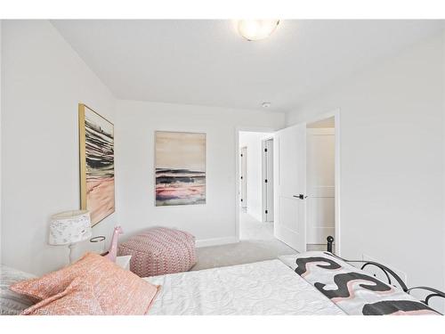 1399 Monarch Drive, Kingston, ON - Indoor Photo Showing Bedroom