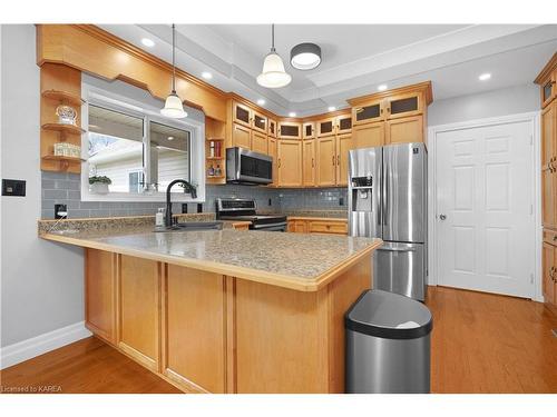 175 Brennan Road, Belleville, ON - Indoor Photo Showing Kitchen