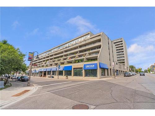 224-50 Richmond Street E, Oshawa, ON - Outdoor