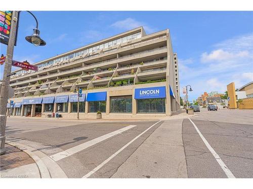 224-50 Richmond Street E, Oshawa, ON - Outdoor