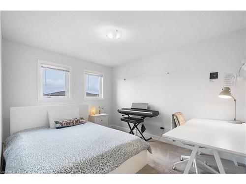 1147 Horizon Drive, Kingston, ON - Indoor Photo Showing Bedroom