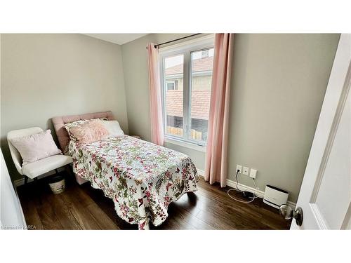 271 Sydenham Street, Gananoque, ON - Indoor Photo Showing Bedroom