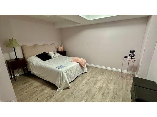 271 Sydenham Street, Gananoque, ON - Indoor Photo Showing Bedroom