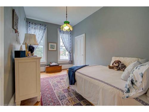 7 Drummond Street, Newboro, ON - Indoor Photo Showing Bedroom