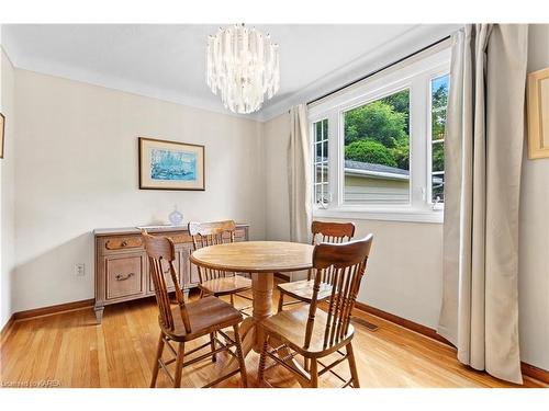 53 Hampstead Heath, Kingston, ON - Indoor Photo Showing Dining Room