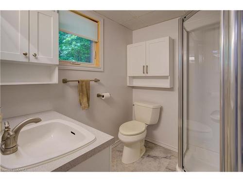 2 Old Mountain Road, Westport, ON - Indoor Photo Showing Bathroom