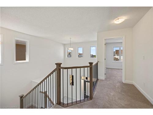 1395 Monarch Drive, Kingston, ON - Indoor Photo Showing Other Room