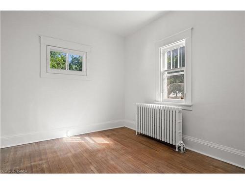 301 King Street W, Kingston, ON - Indoor Photo Showing Other Room