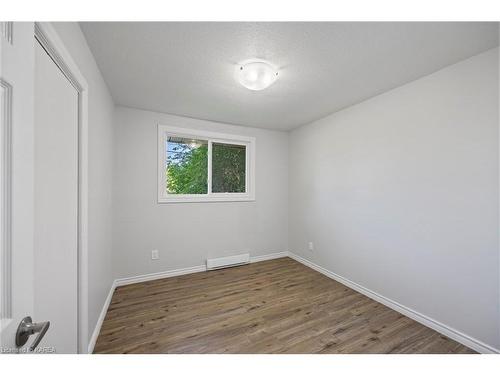 254 Weller Avenue, Kingston, ON - Indoor Photo Showing Other Room