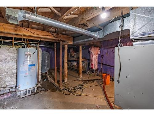 698 Russell Road, Lansdowne, ON - Indoor Photo Showing Basement